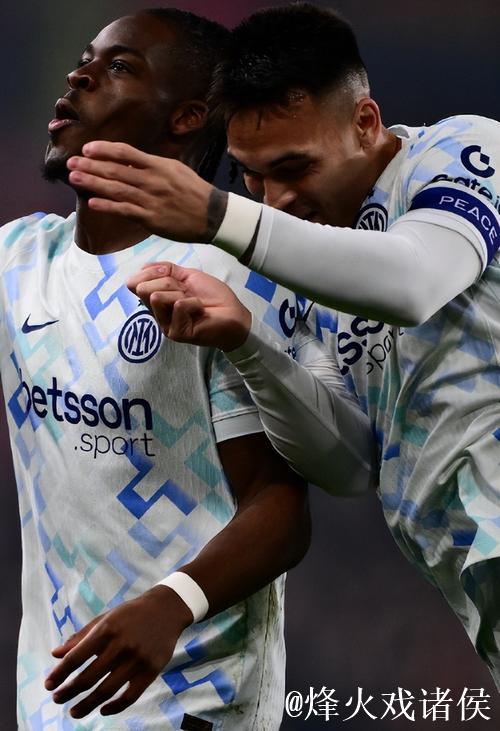 2-1！劳塔罗传射，比肩姆巴佩哈兰德，国米反超2大对手，登顶意甲