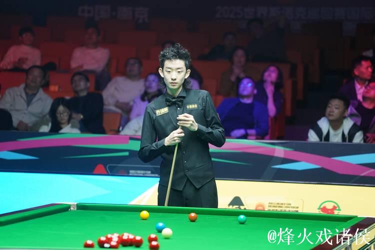 吴宜泽6-0横扫霍金斯 霸气晋级斯诺克国锦赛半决赛 吴宜泽6-0横扫霍金斯 霸气晋级斯诺克国锦赛半决赛