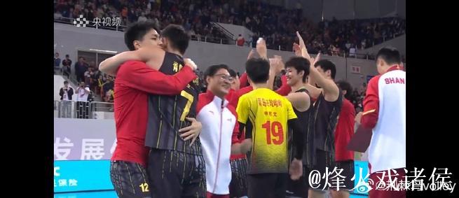 山东男排3-0完胜福建 勇夺十五运会成年组冠军 山东男排3-0完胜福建 勇夺十五运会成年组冠军